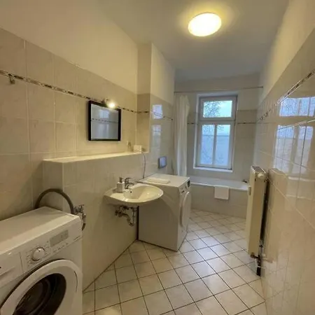 Stannebeinplatz Rentout