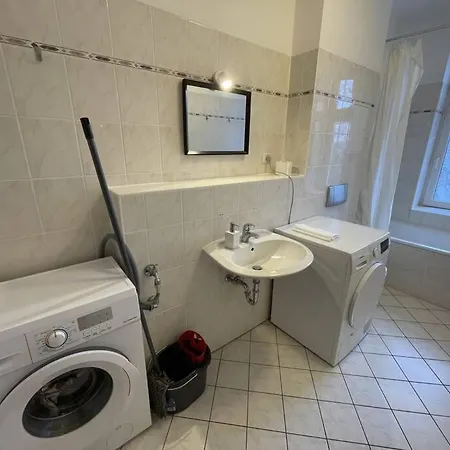 Apartamento Stannebeinplatz Rentout *